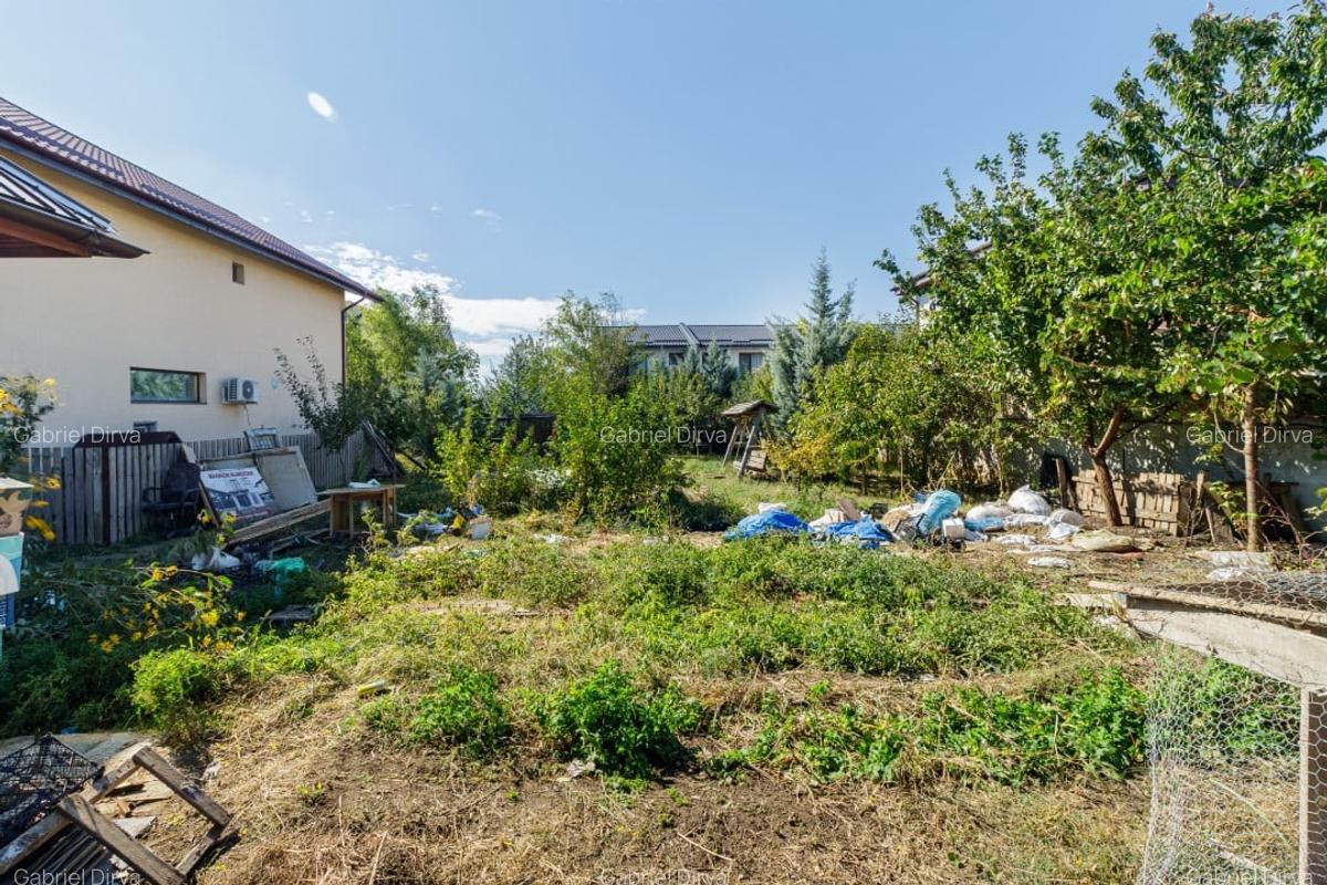 Teren intre case Bragadiru - 3