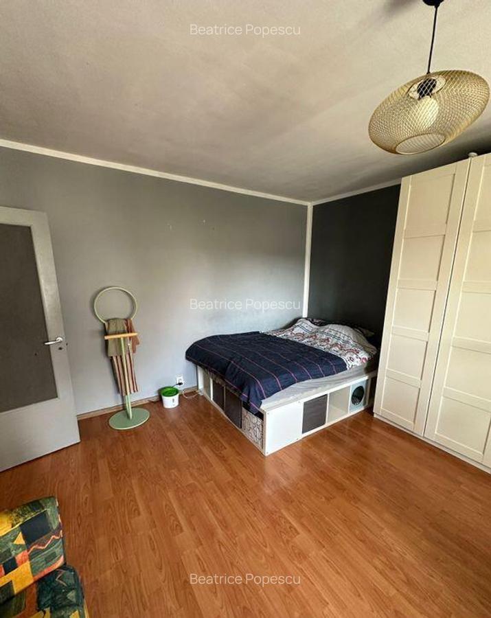 Apartament 3 camere metrou Timpuri Noi Decomandat - 2
