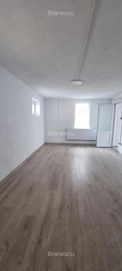 Inchiriez spatiu ultracentral Pitesti, 700 mp, vitrina mare stradala - 10