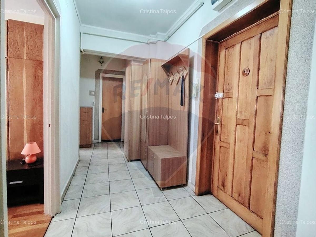 Apartament cu 2 camere de inchiriat, ultracentral, Bd. Traian - 5