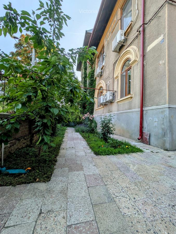 Plevnei-Casa Radio eleganta/robusta,9cam.D+P+E+M,renovata,curte generoasa,metrou - 2