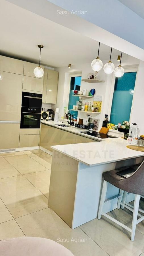 Casa moderna cu 6 camere terase 50 mp si curte in Parcul Sub Arini - 8