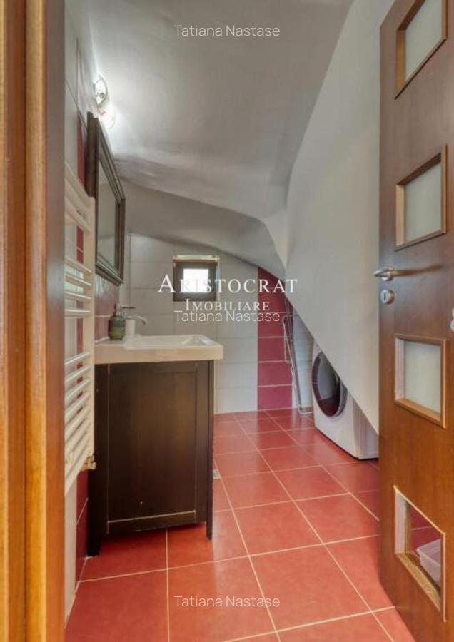 Vanzari Case / Vile Ostratu - proximitatea lacului - 4