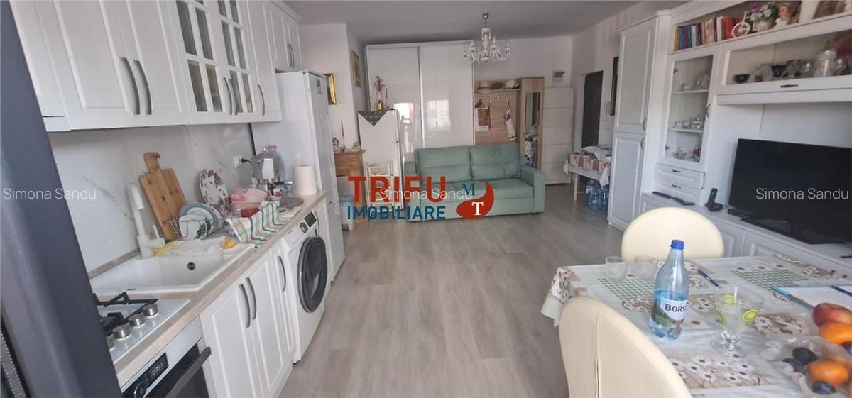 Apartament cu 3 Camere Disponibil pentru Vânzare în Alba Iulia, Zona A - 5