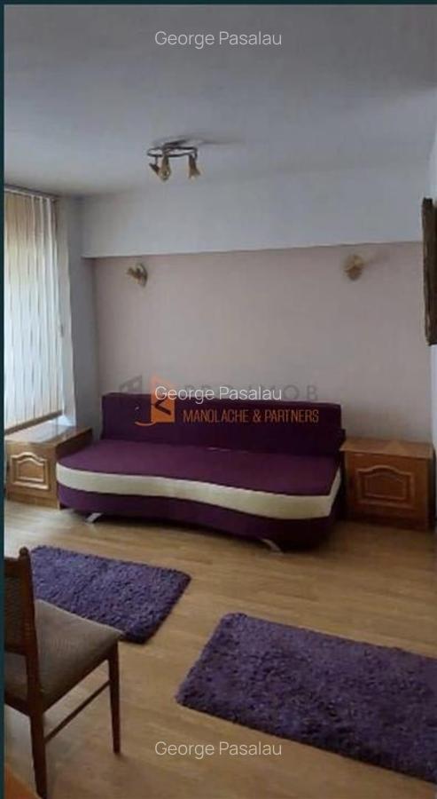 Apartament 4 camere cf 1 decomandat zona Centru - 3