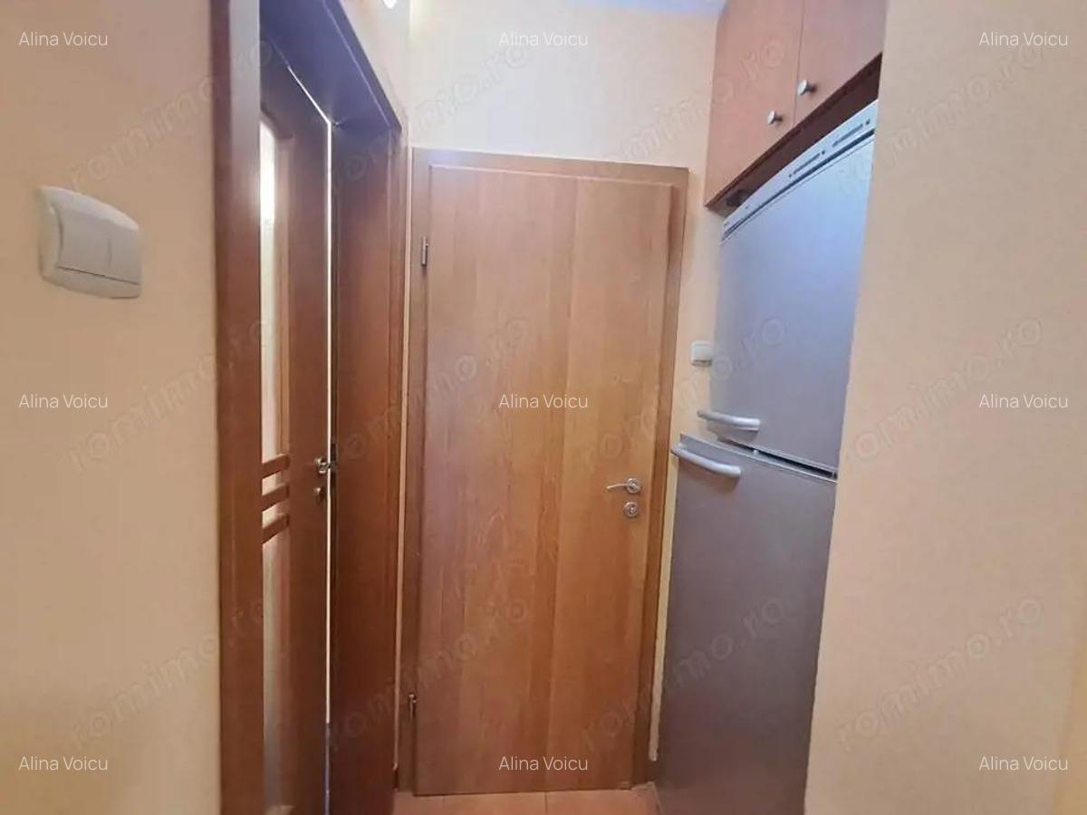 Apartament 3 camere Metrou 1 Mai - 16