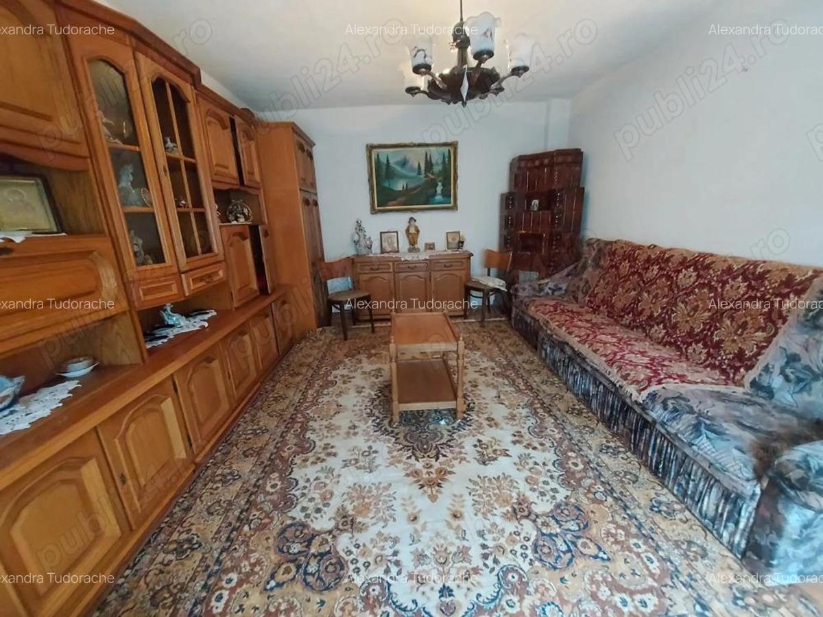 Vanzare casa si teren - Targoviste, zona Calea Bucuresti - 9
