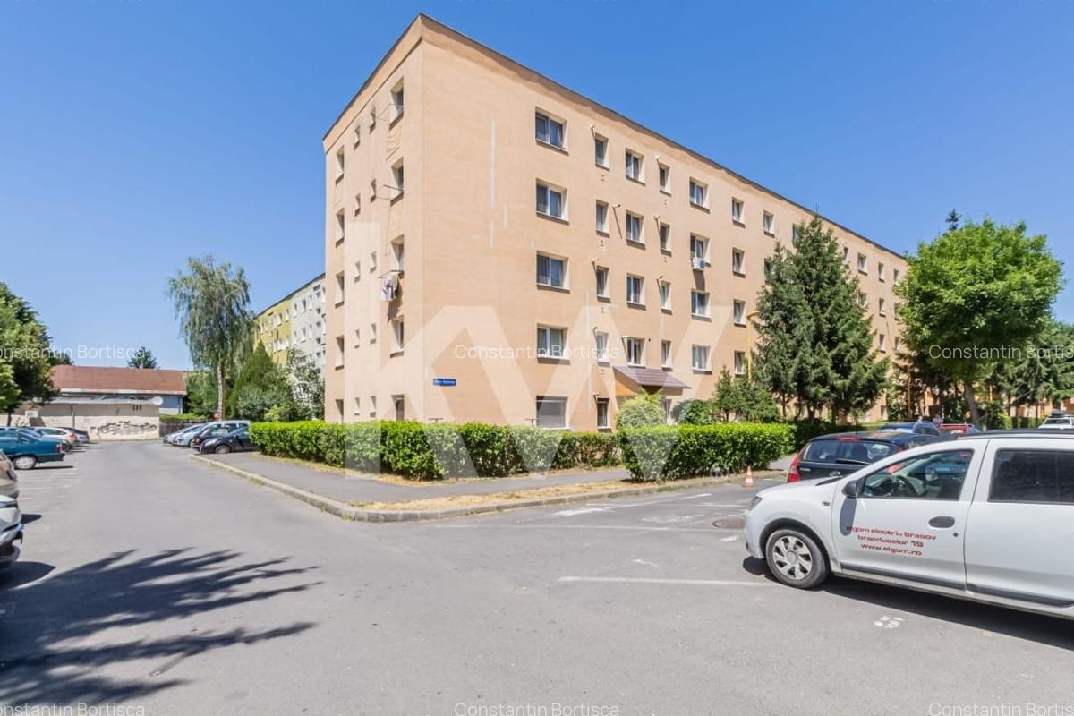 Apartament cu 2 camere semidecomandat în Florilor - 1
