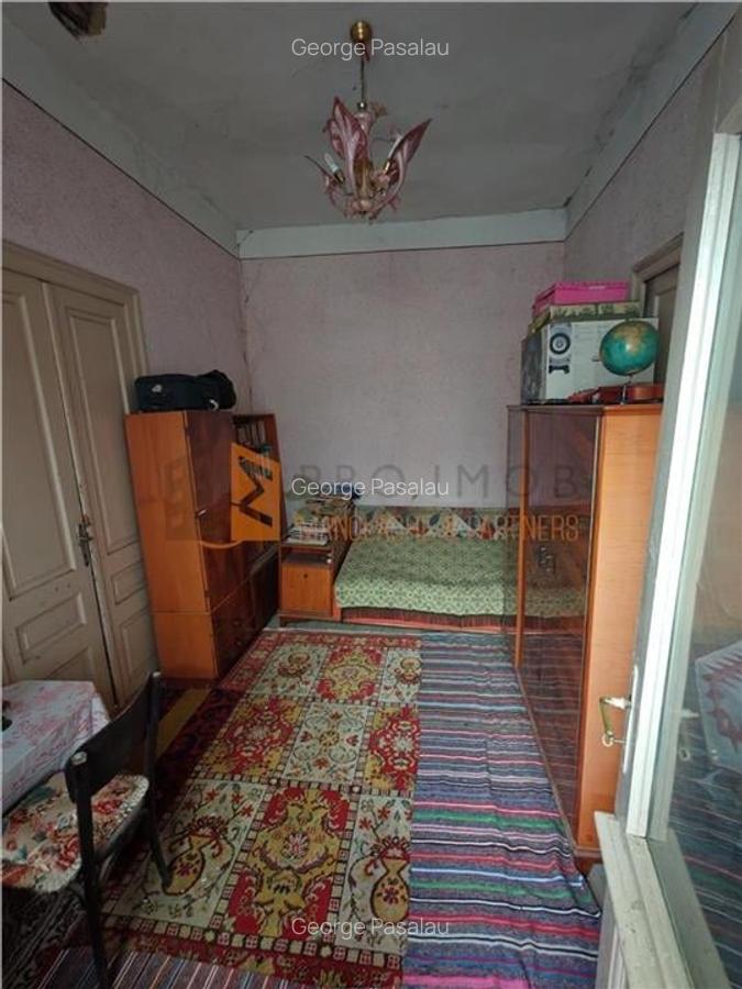 Casa de vanzare si teren 708 mp in zona Micro 5 - 7