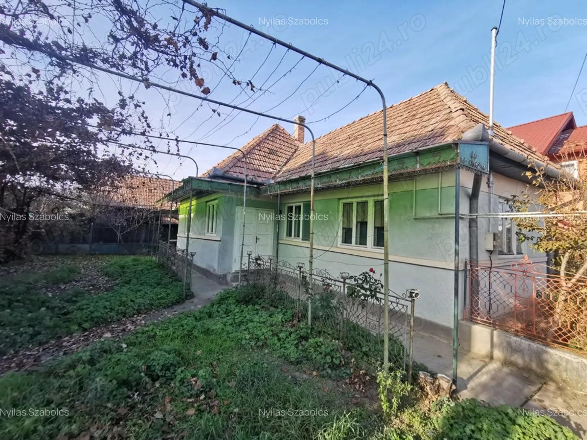 Casa cu 3 camere ?i gradina - 1