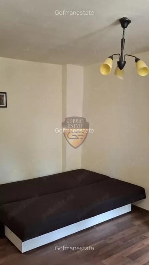 Casa 6 camere, baie, bucatarie si dependinte, zona Tomis II, 3 intrari separate - 8