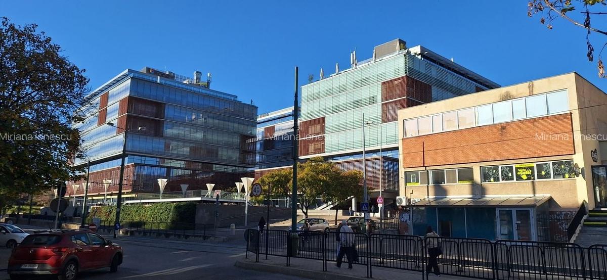 Apartament cu 2 camere - P-ta 700/Business Center - 21