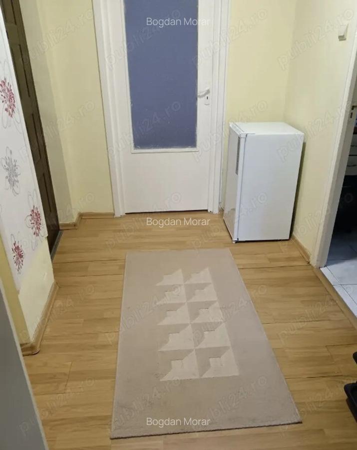 Inchiriez apartament 3 camere Mana?tur - 4