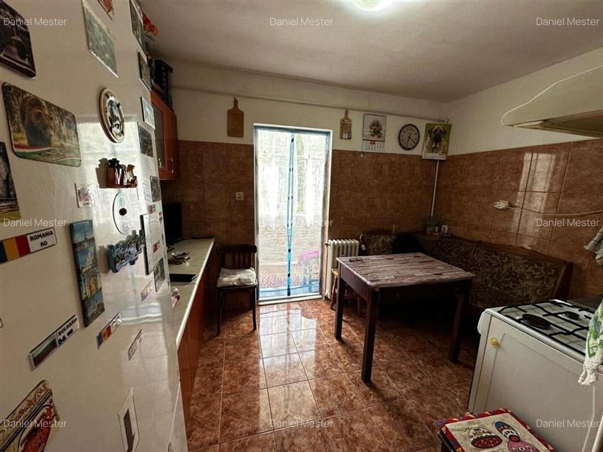 Apartament cu 3 camere decomandat în Rogerius - 4