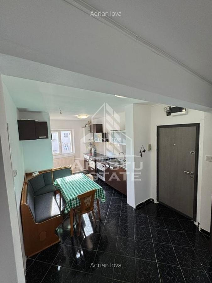 Apartament 3 camere, centrala proprie, zona Spitalul Judetean. - 8