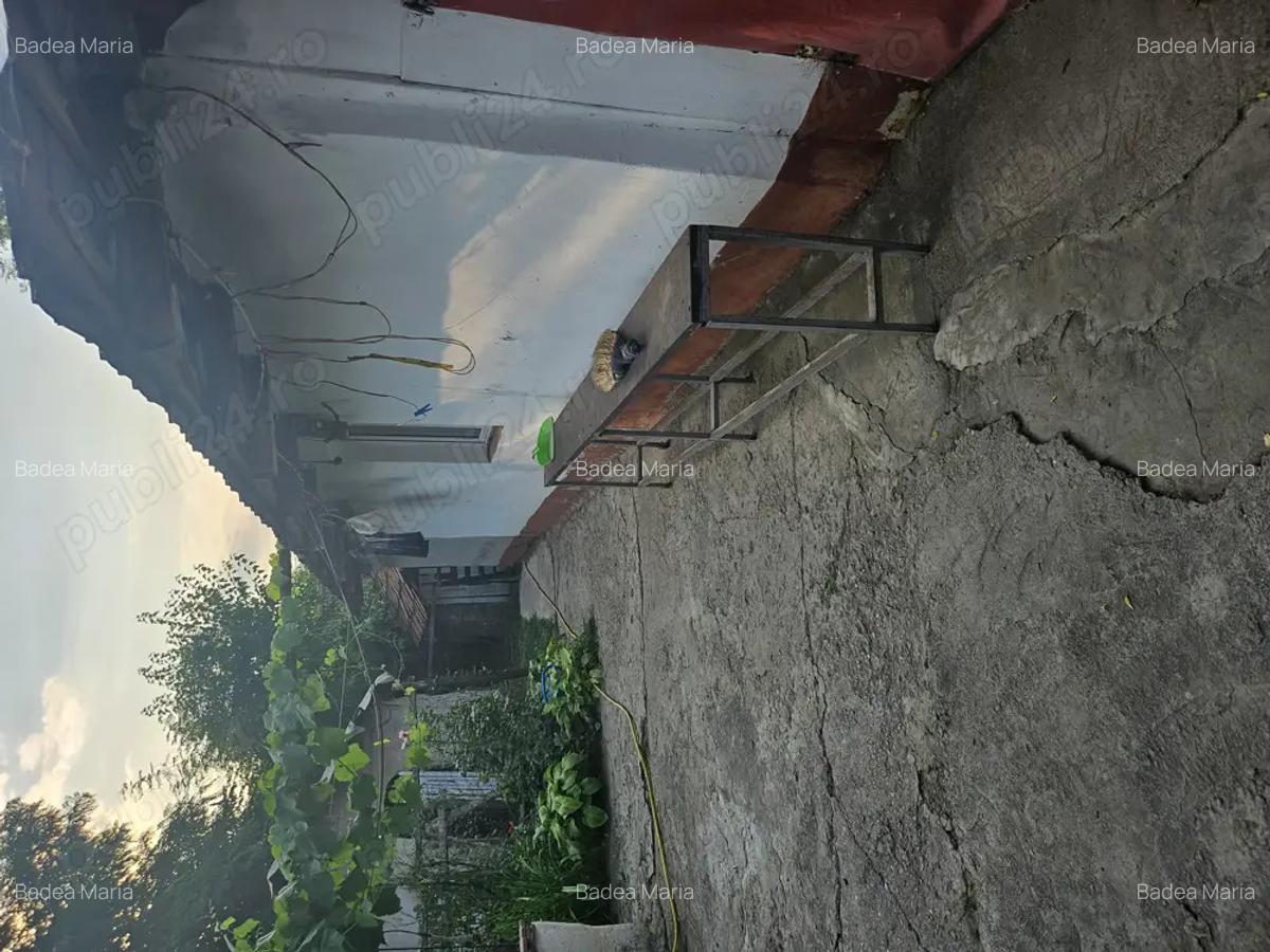 Casa de vanzare + teren ieftina - 1