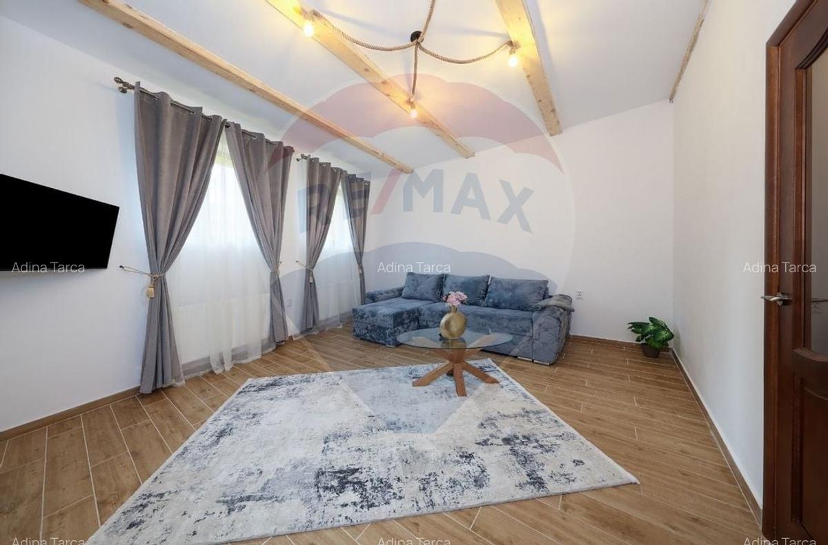 Casa cu 2 camere + curte 40 mp in zona Centrul Istoric - 2