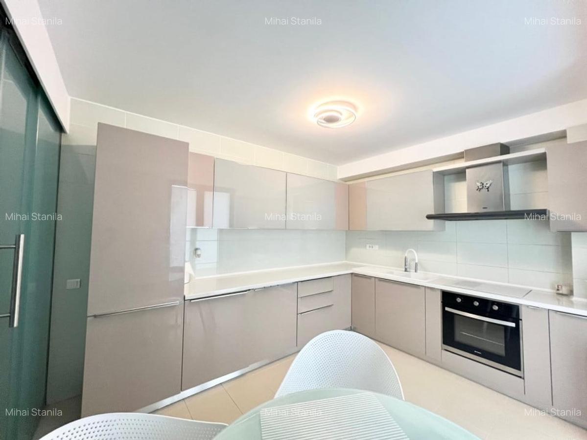 NOU / DEOSEBIT / TERASE GENEROASE / COMPLET MOBILAT SI UTILAT - 16