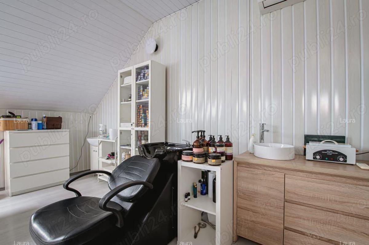 Inchiriez post coafor frizerie makeup - 3