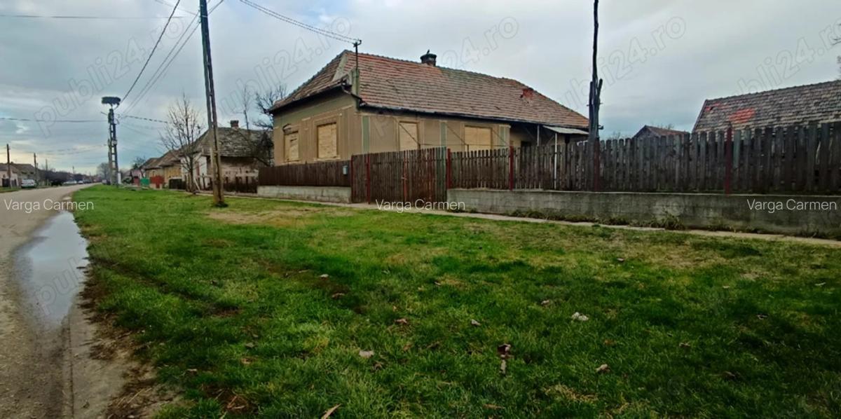 Casa de vanzare Ciumesti - 2
