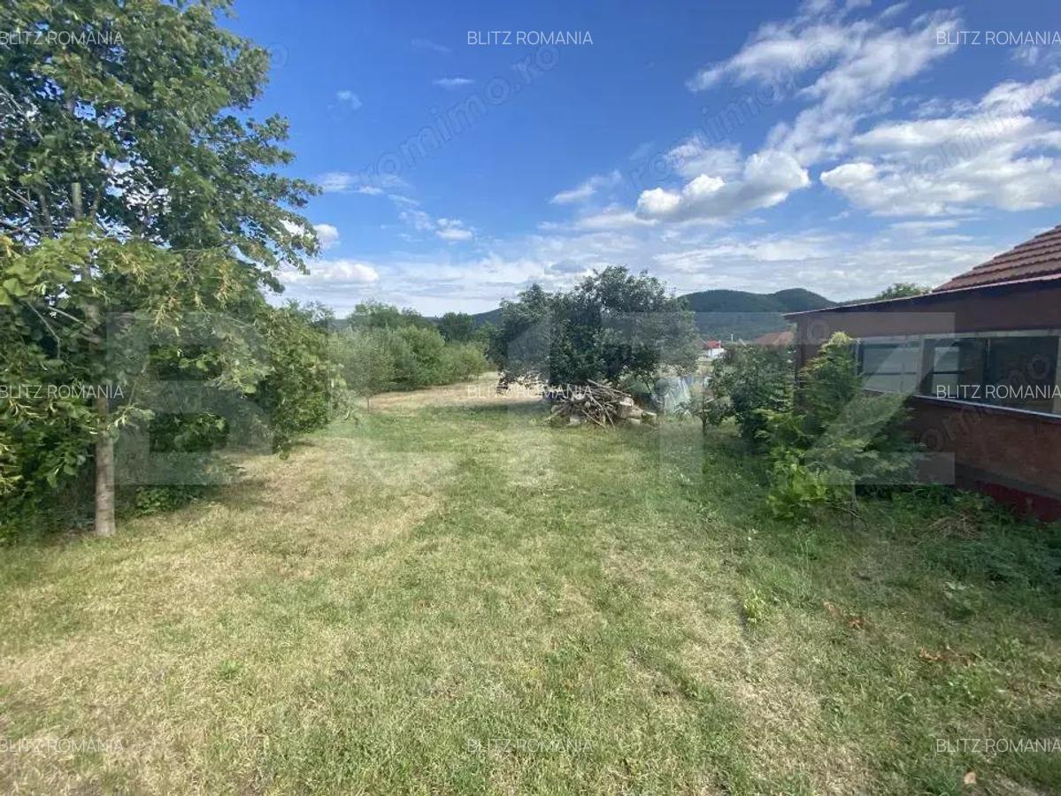 Casa familiala, suprafata de 133 mp, cu gradina de 4700 mp - 3