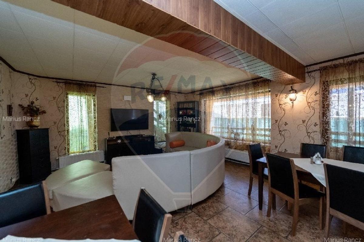 De vanzare - Vila Bianca Dragusin, 12 camere - Moieciu de Sus - 9