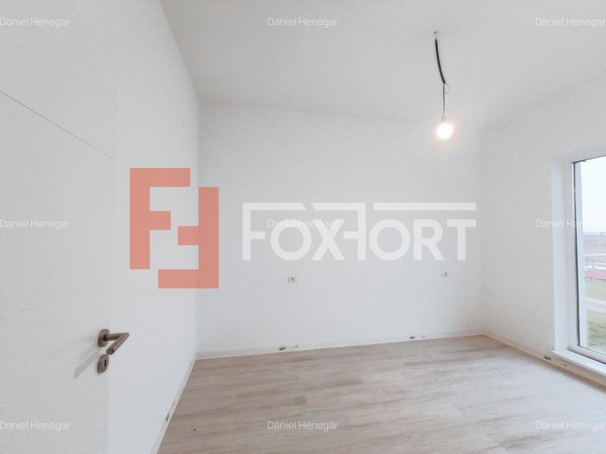 Apartament cu 2 camere decomandat în Giroc - 4