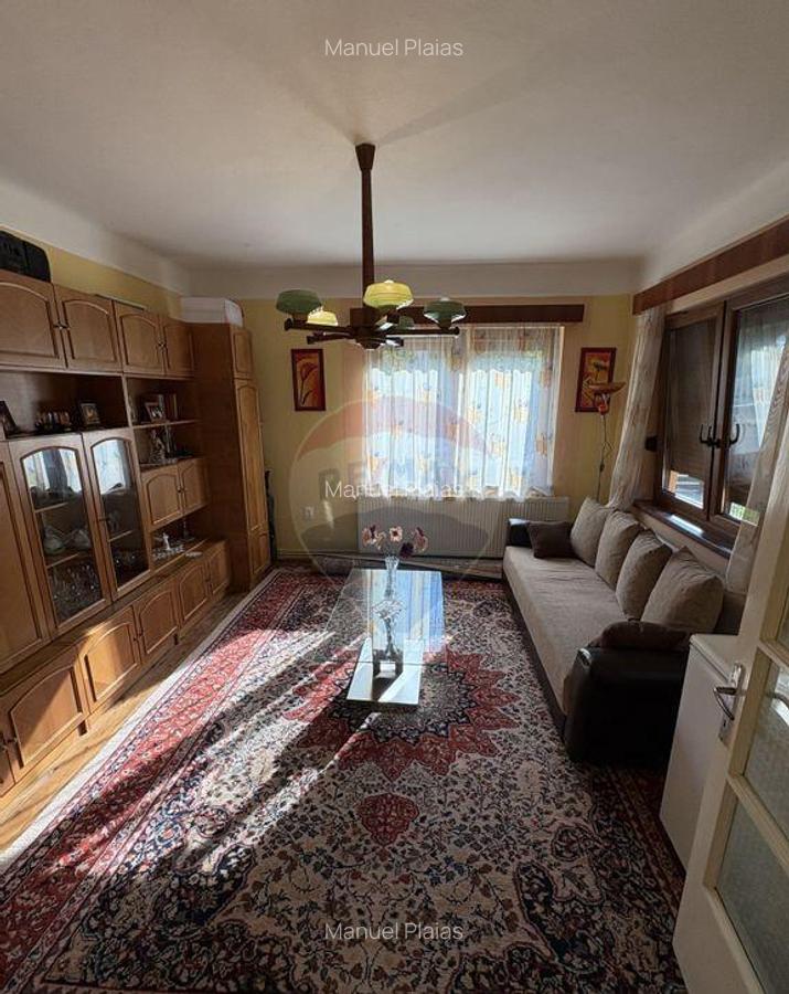 Casa 4 camere, 2 bai, curte 450mp, zona Baznei - 9 Casa 4 camere, 2 bai, curte 450mp, zona Baznei - 9