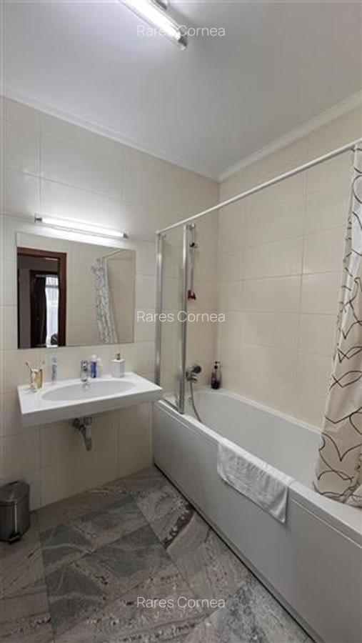 Inchiriere apartament 2 camere decomandate modern bloc nou Central- zona Platini - 7