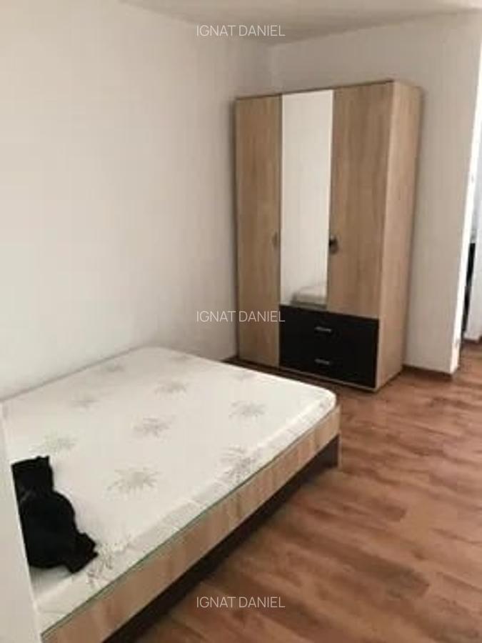 Garsoniera, etajul 1/4, zona Nicolina-Gara Internationala - 2