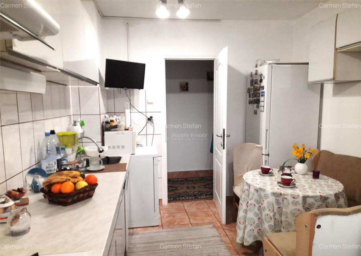Apartament 3 Camere decomandat Oituz Zona Ursus. - 2