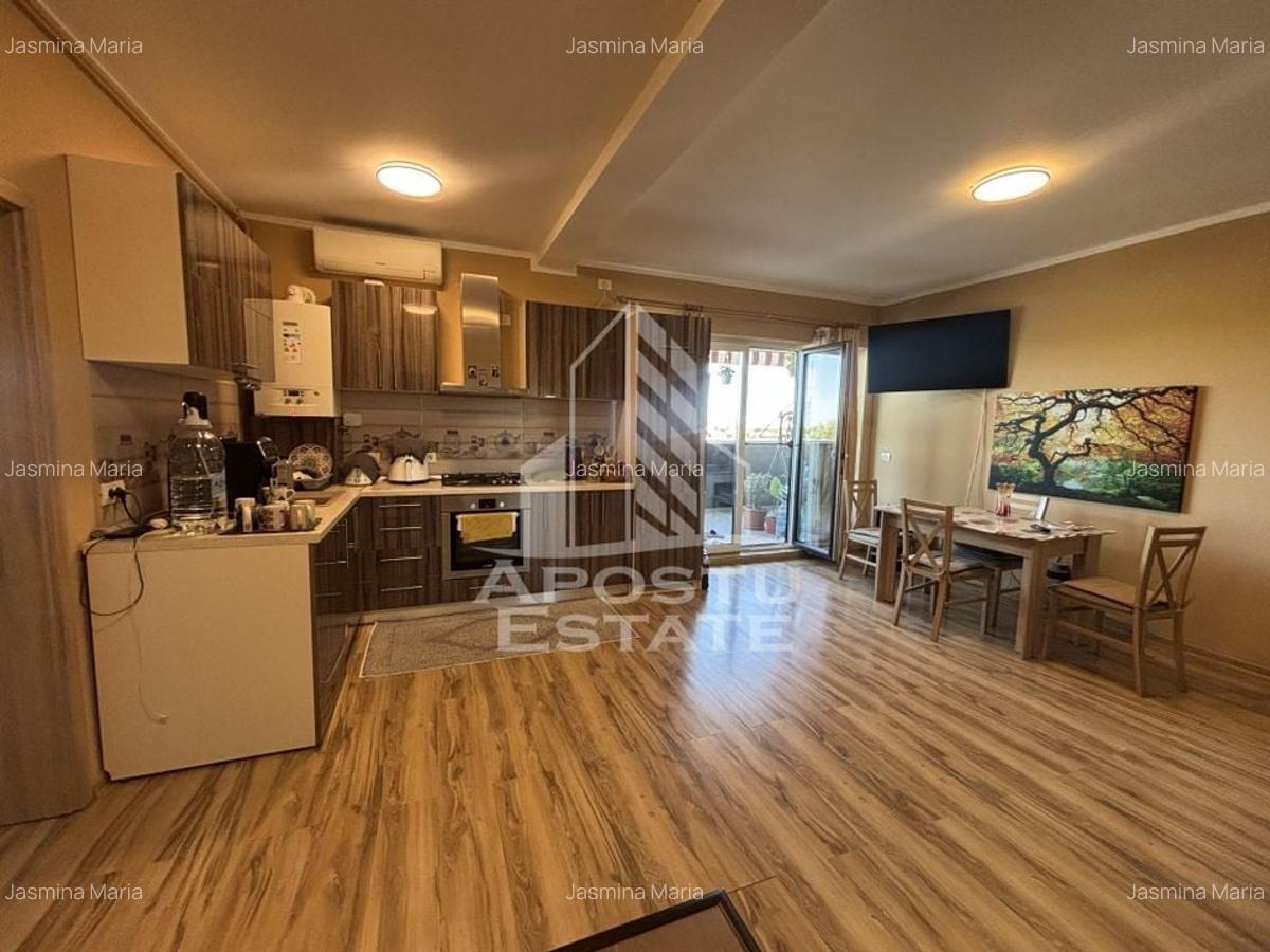 Apartament cu 3 camere decomandat în Buziașului - 2