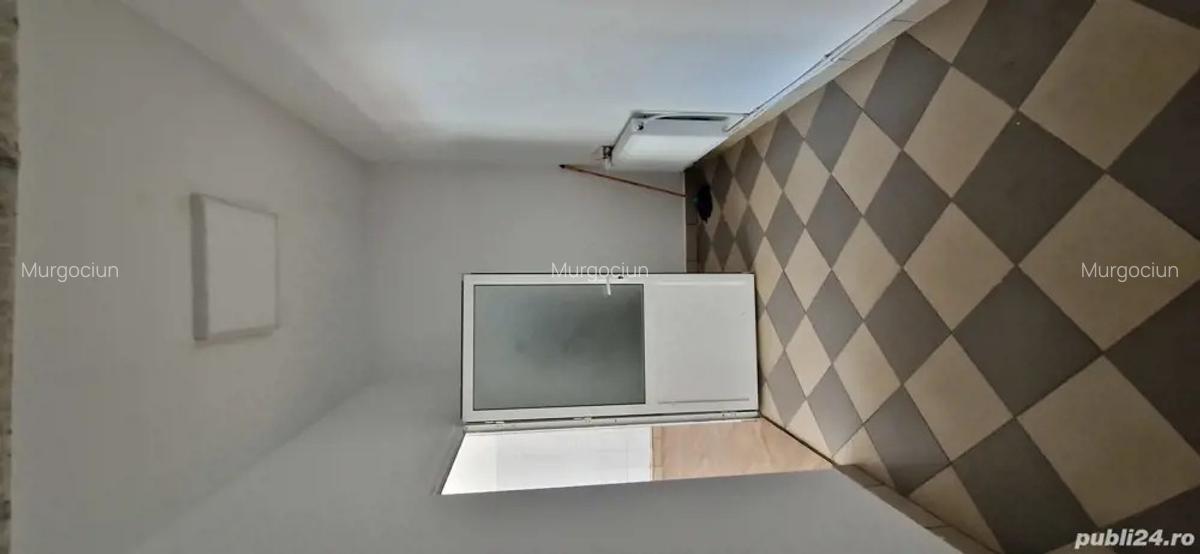 Dau spre inchiriere spa?iu comercial 75mp Tecuci jud Galati - 3