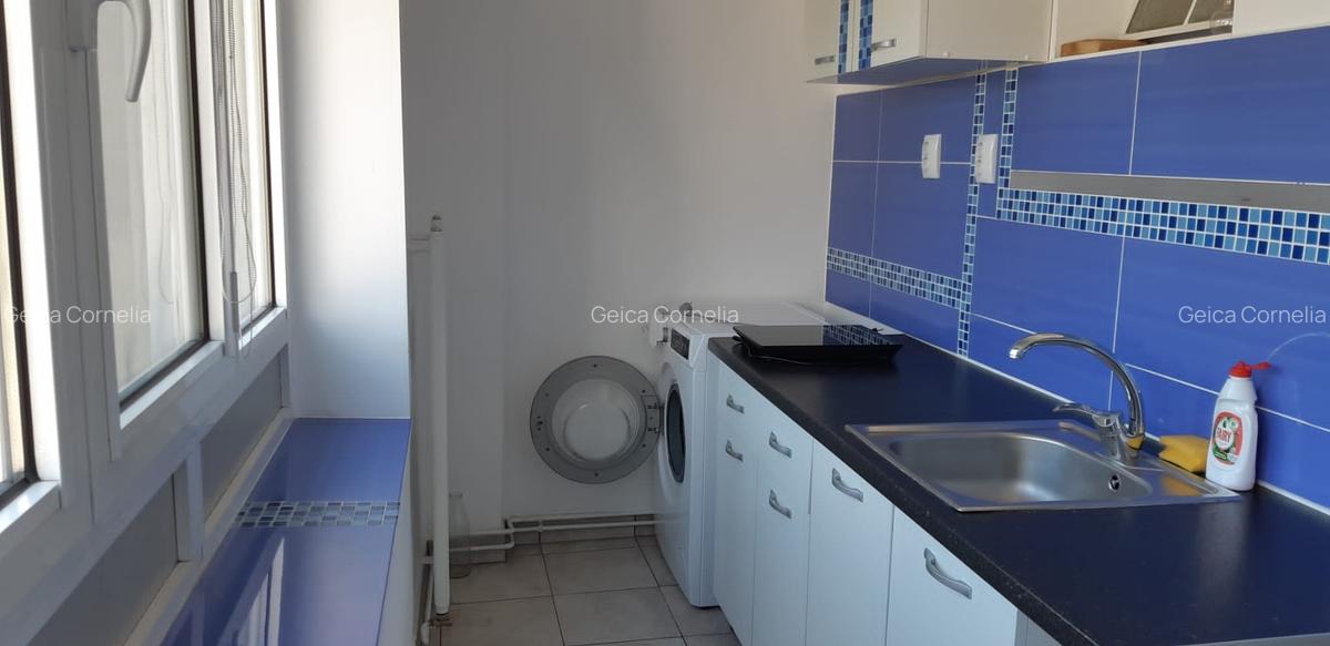 Garsoniera spatioasa, Stirbei Voda, Berzei, stradal, etaj 2/8, pentru locuit - 2