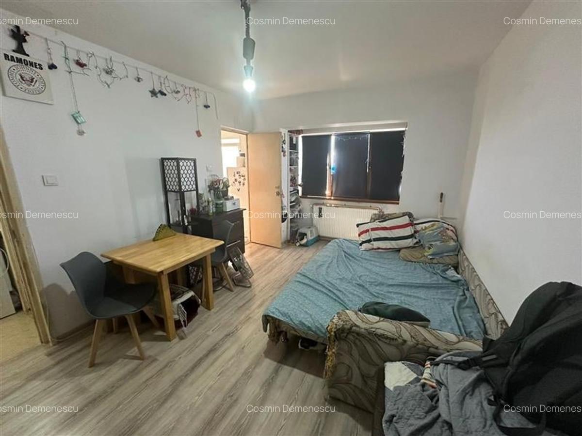 Garsonieră semidecomandată în Girocului - 10