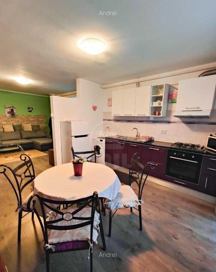 Inchiriere apartament doua camere zona centrala - 2
