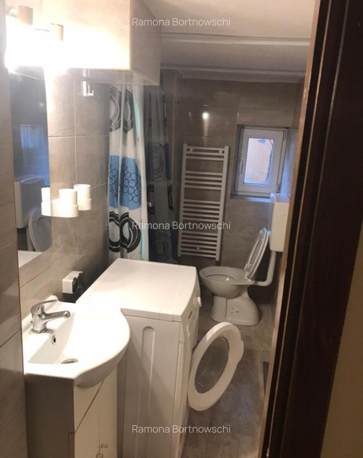 Garsoniera Sub Arini - 3 Garsoniera Sub Arini - 3