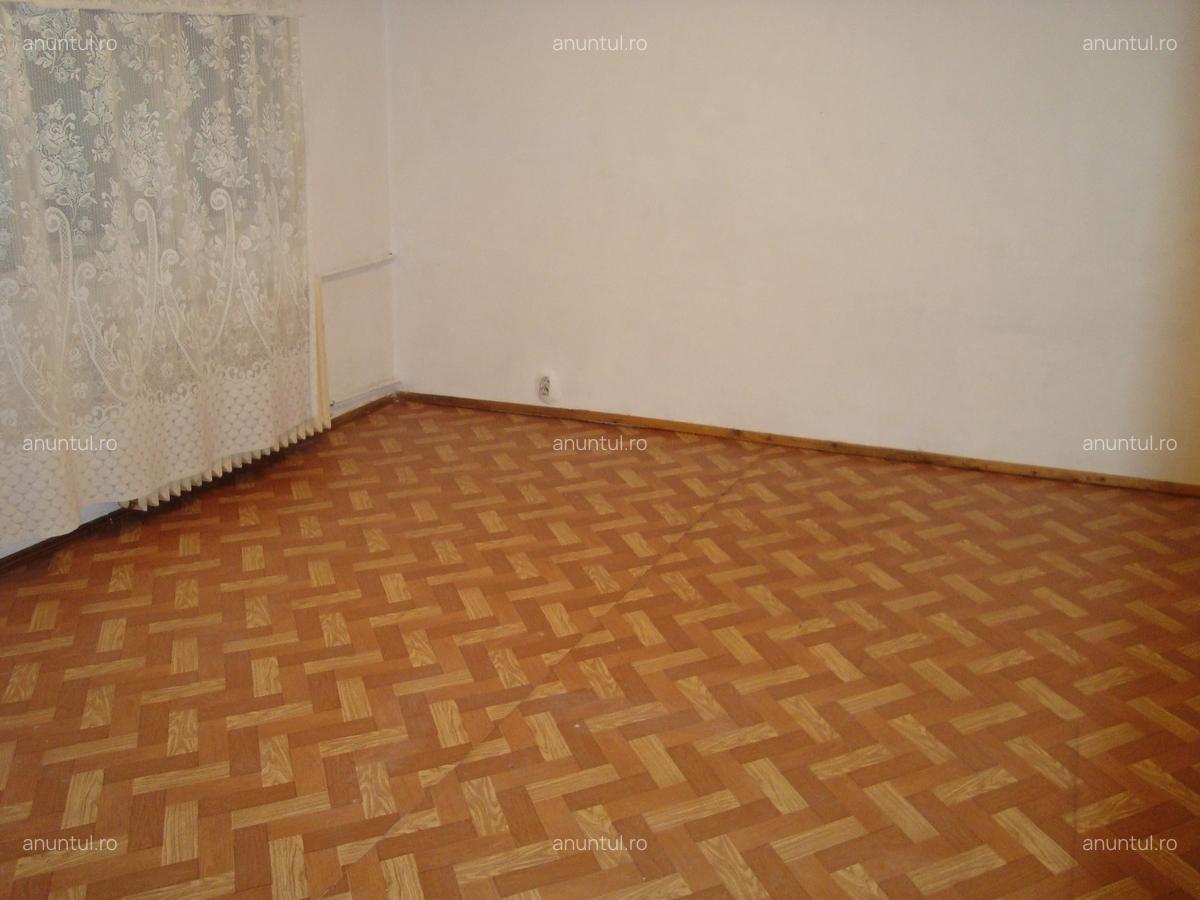 Drumul Taberei, Liceul Lovinescu, decomandata, 40 mp, parter/10, libera - 2