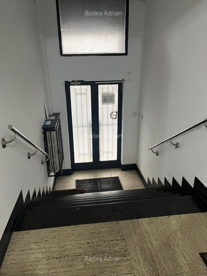Apartament cu 3 camere semidecomandat în Dacia - 15