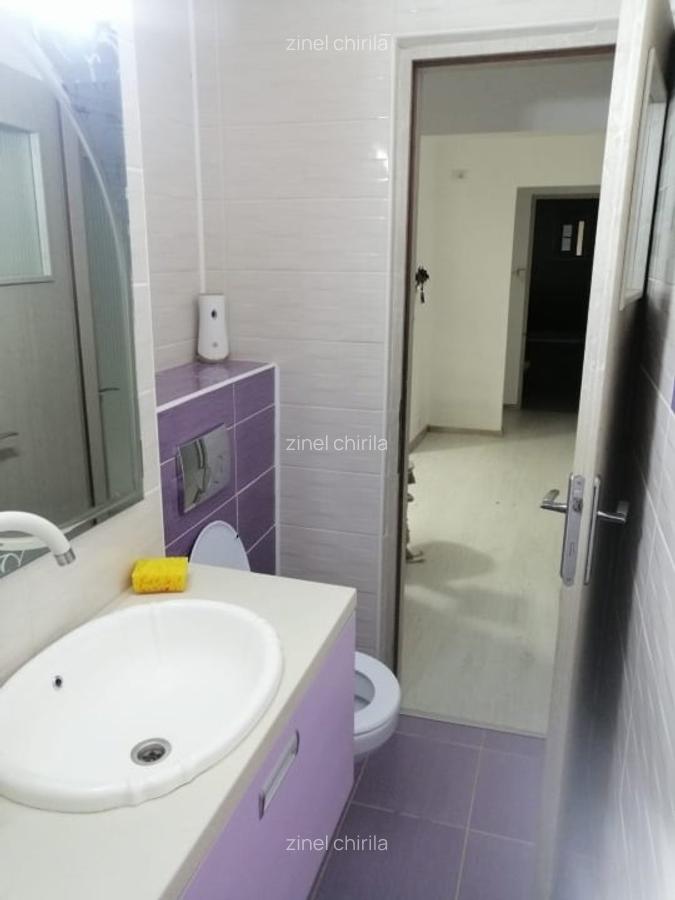 Apartament 4 camere decomandat, 2 bai, 1 boxa mare - Iasi - 14