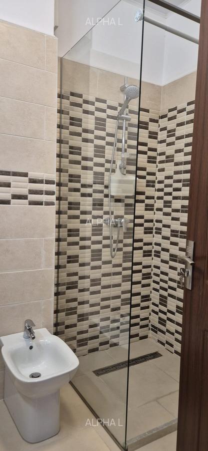 2 Camere, Imbunatatiri de Lux, Aproape de Plaja, 70 Mp - 6