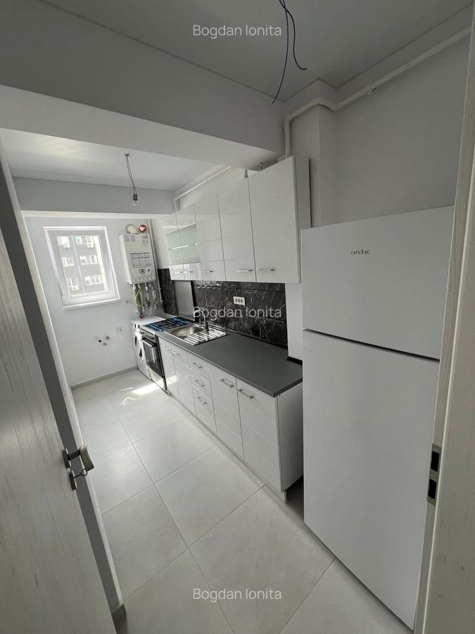 Apartament cu 3 camere decomandat, mobilat în Metalurgiei - 8