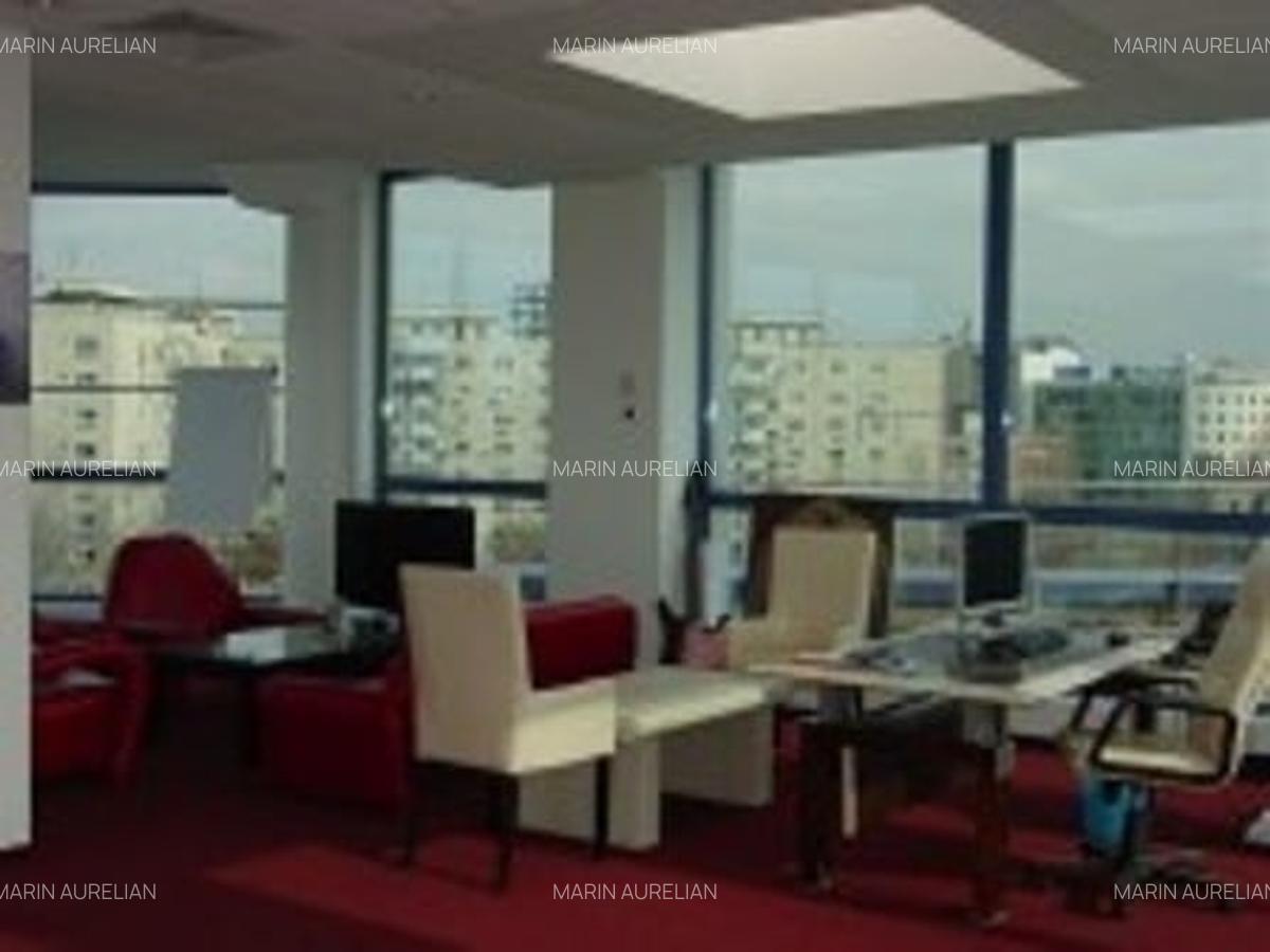 230 mp  birouri Victoriei - 2