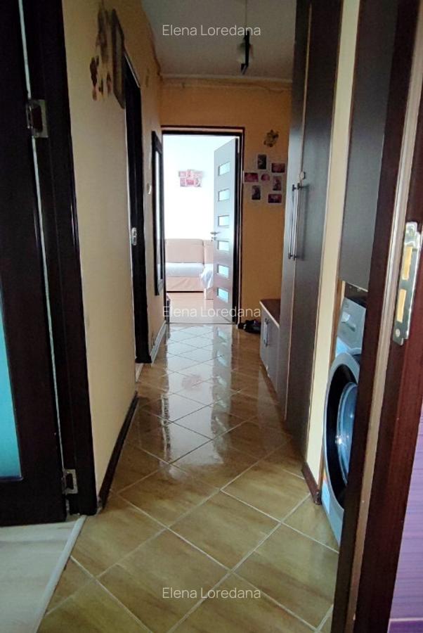 Apartament 3 camere-decomandat, zona Bulevardul Bucure?ti - 6 Apartament 3 camere-decomandat, zona Bulevardul Bucure?ti - 6