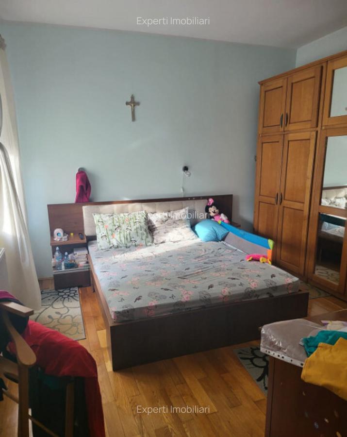 Casa situata in zona Bratianu din caramida - 3