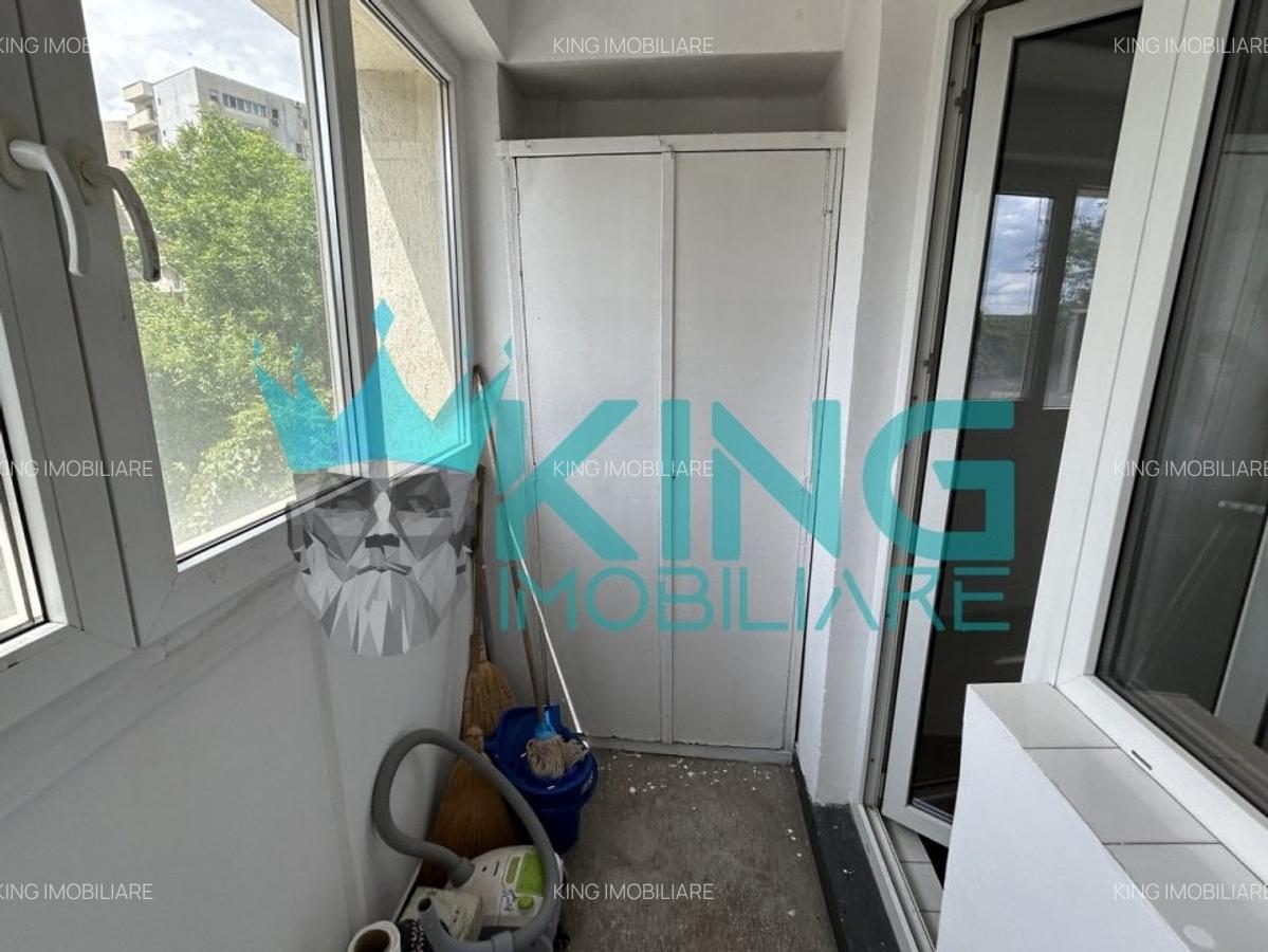 Apartament cu 3 camere decomandat în Vitan - 13