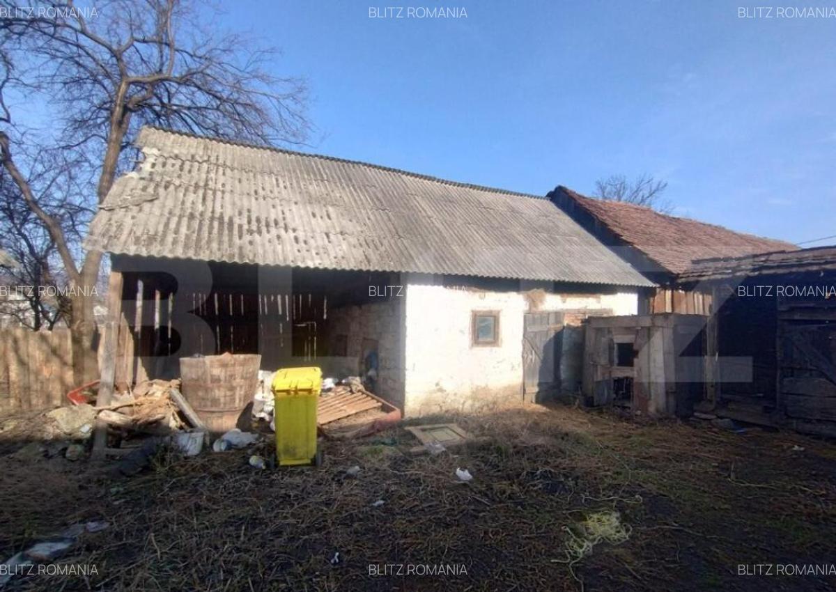 Casa veche, renovabila, 55 mp si 1400 mp teren intravilan+an - 4
