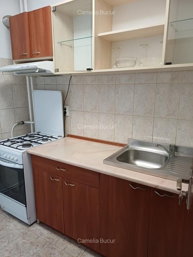 Apartament cu 1 camera - zona Podu de Piatra - Cantemir - 3