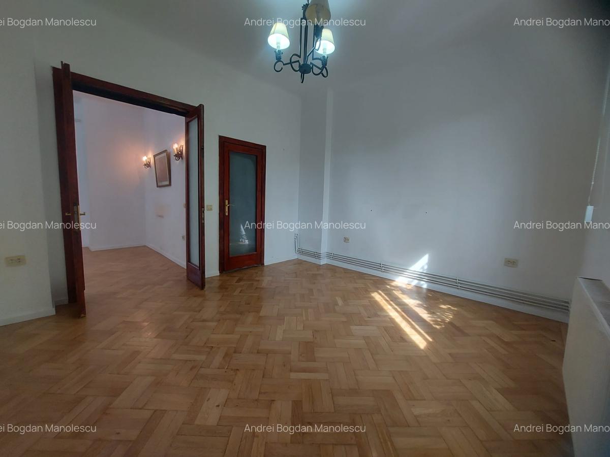 Vanzare apartament cu 3 camere la etaj 1 in vila Cotroceni cu garaj - 3