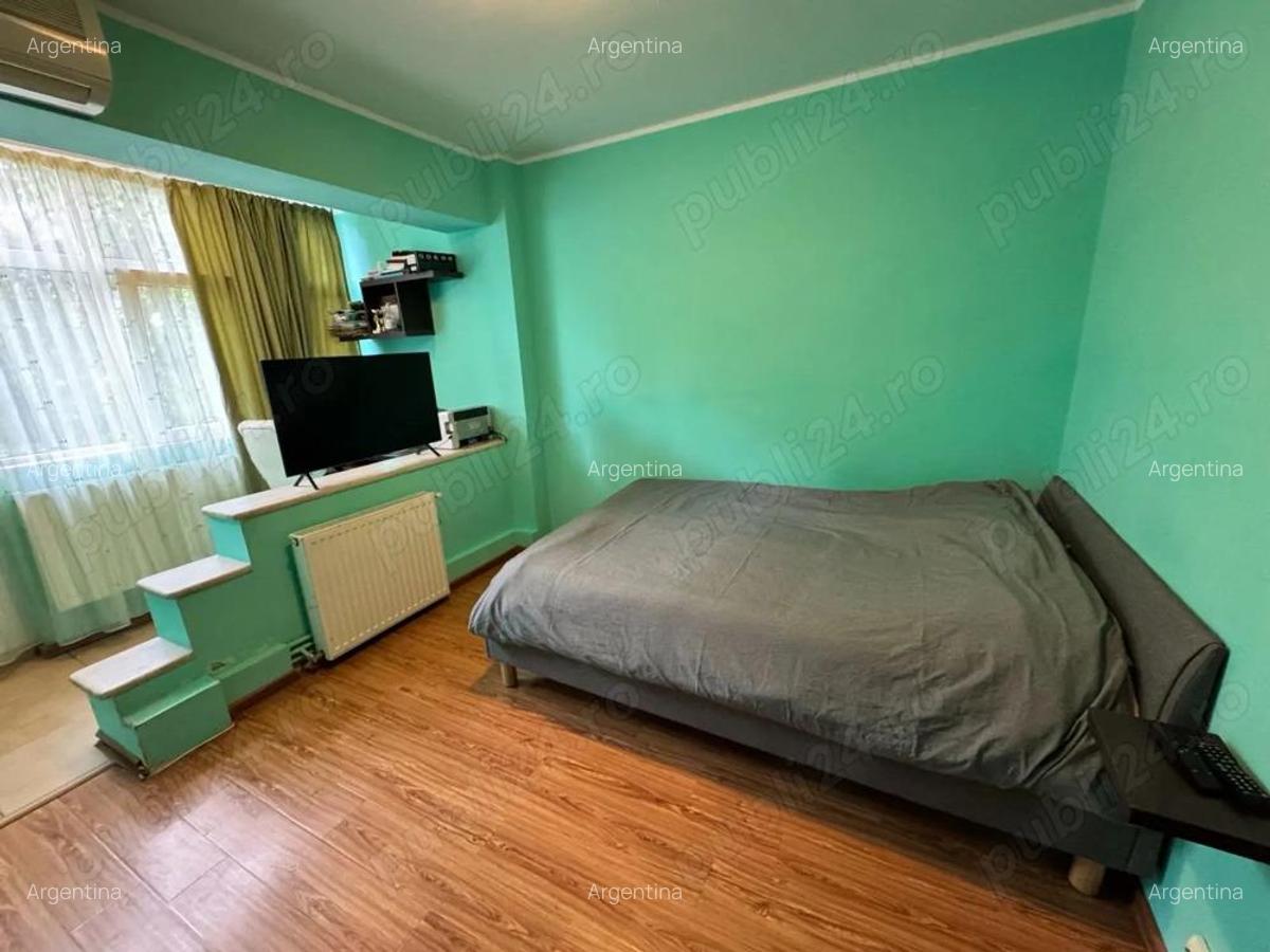 Apartament 3 camere, semidecomandat, parter, Micro 16, Gala?i - 5